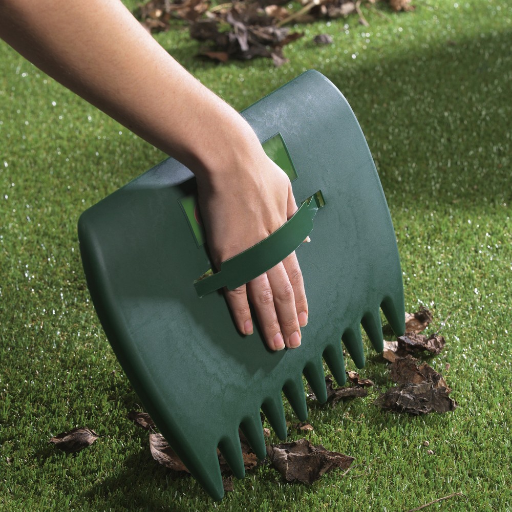Garden Guru Leaf Scoop – Leaf Grabber For Yard Cleanup, Ergonomic Design